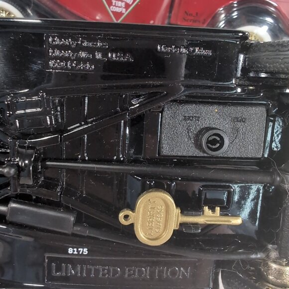 Ford Motor Company 1935 1934 Pickup Liberty Classics Canadian Tire Series 2 No 3 - Picture 7 of 16